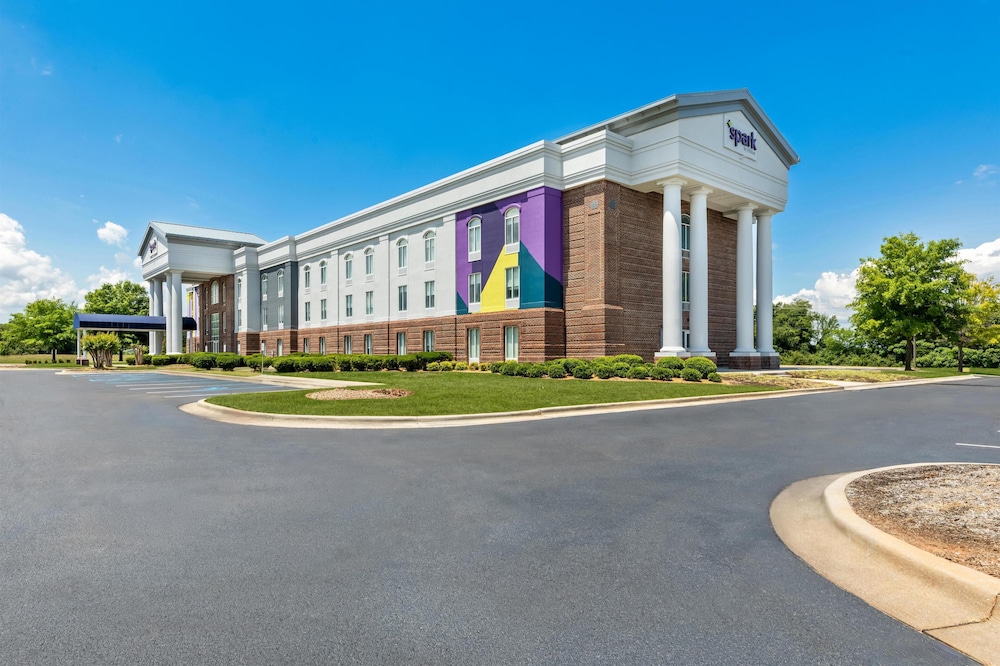 Spark by Hilton Tuscumbia Muscle Shoals 53/61