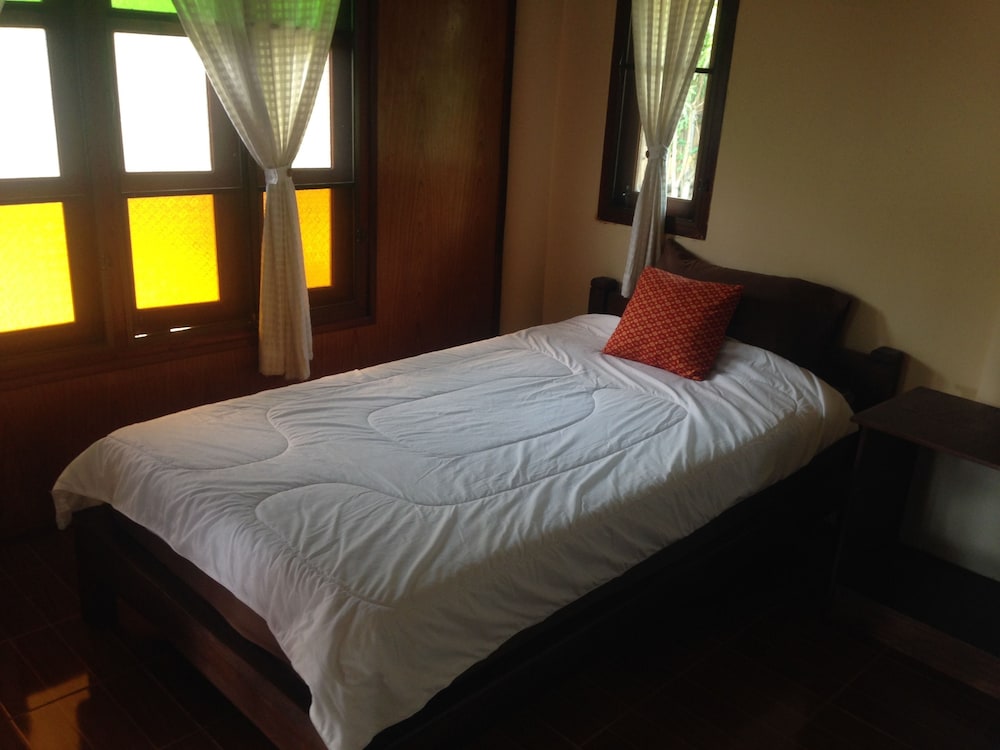 Pai Porpeang Guesthouse 18/50