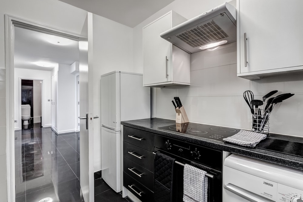 Sherborne court 45/50