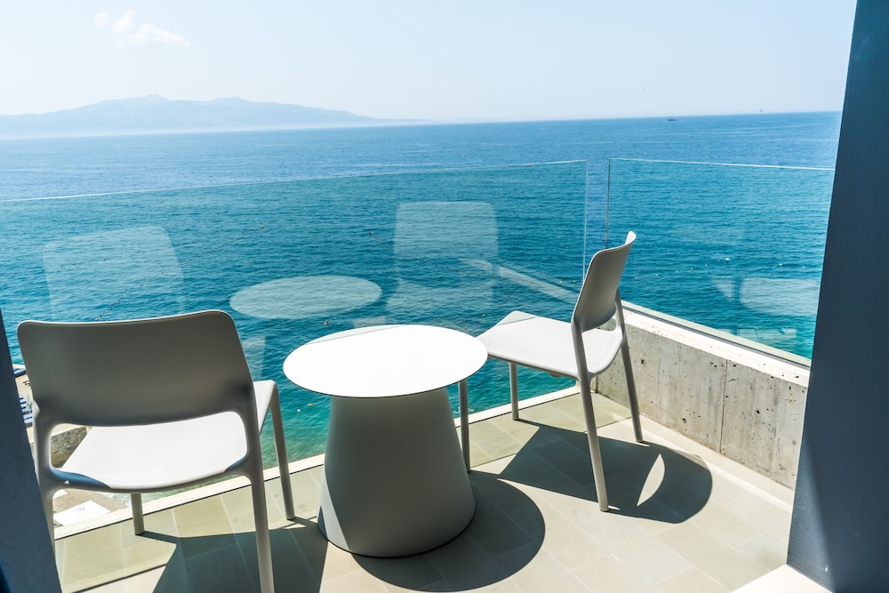 Buze Boutique Hotel 28/33