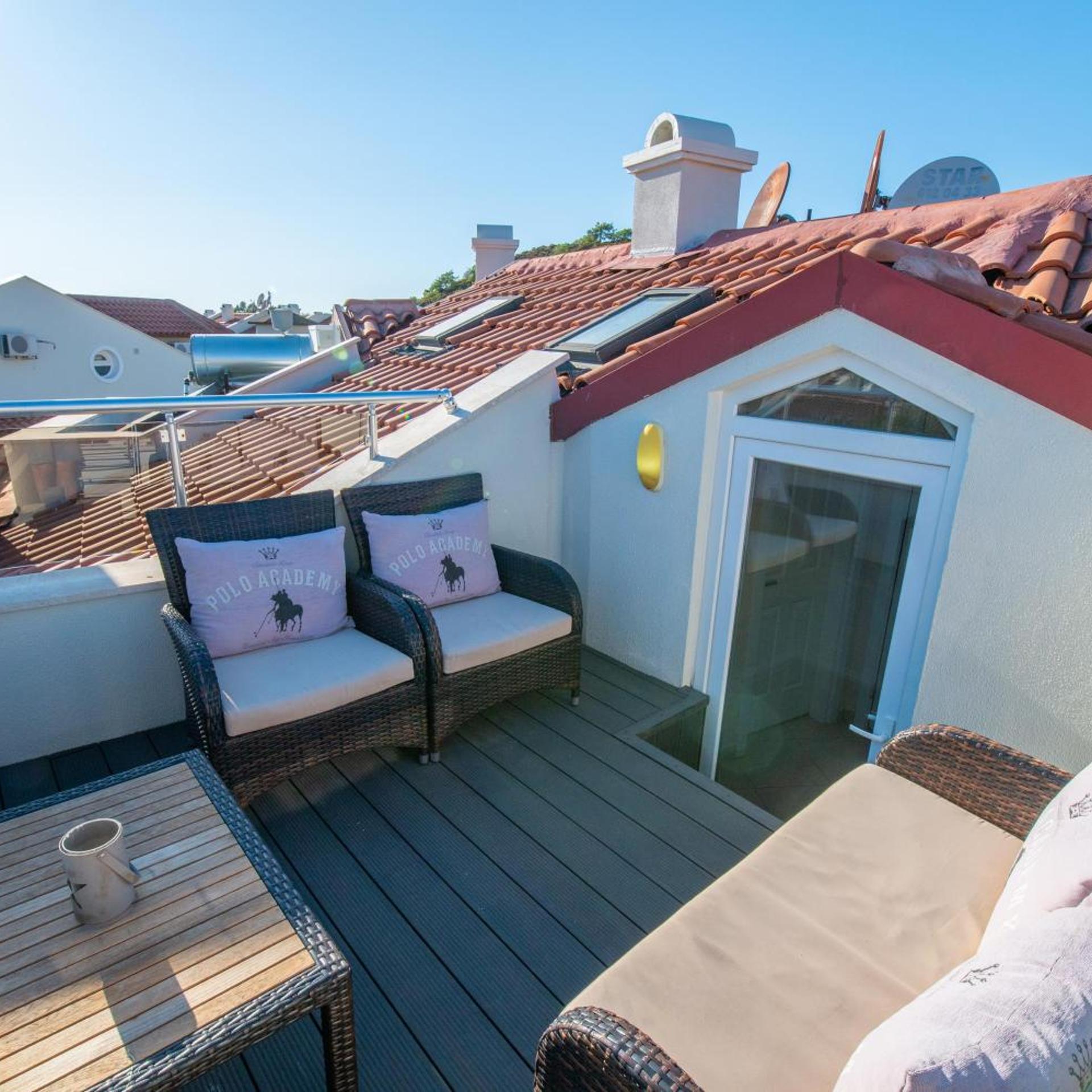 Sunset Beach Resort Aqua Lettings 12/50