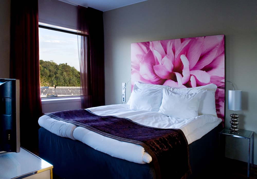 Clarion Hotel Bergen Airport 11/40