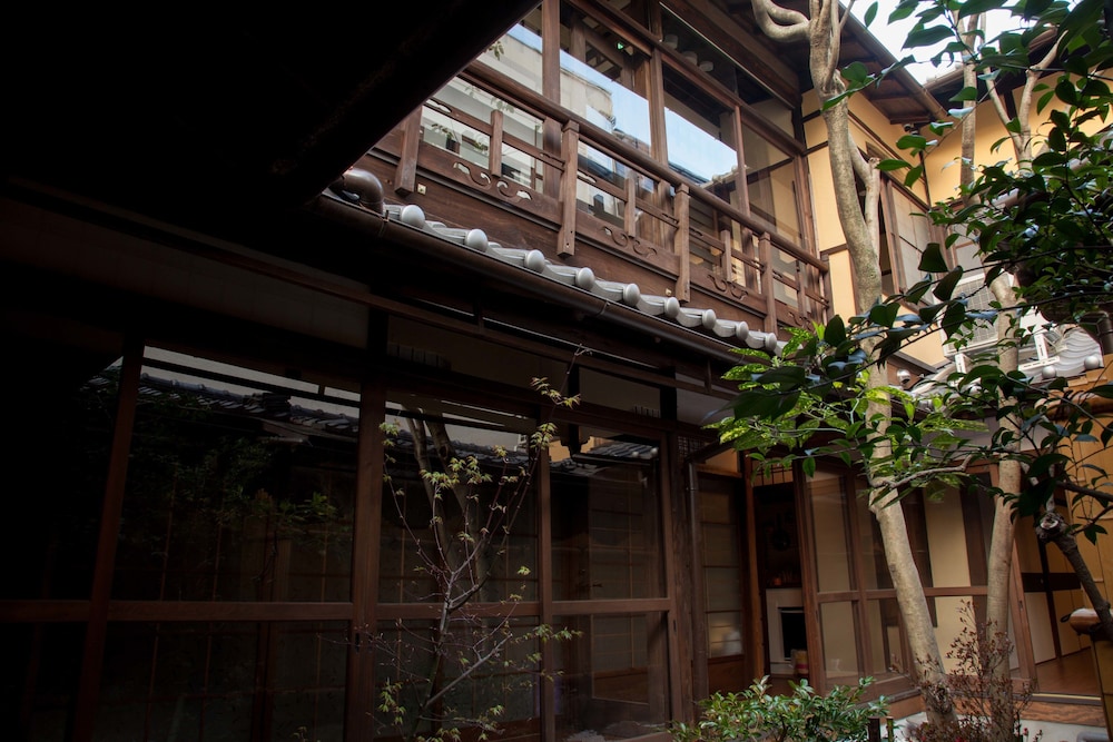 Kyoto Guesthouse Lantern In Gion 1/50