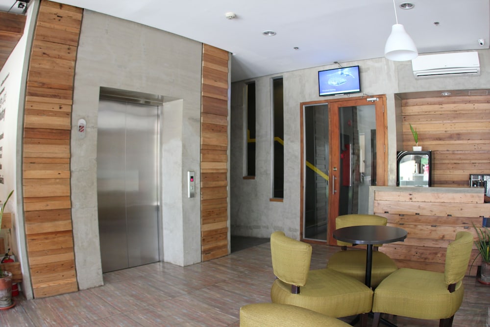 Cebu R Hotel Mabolo 11/54