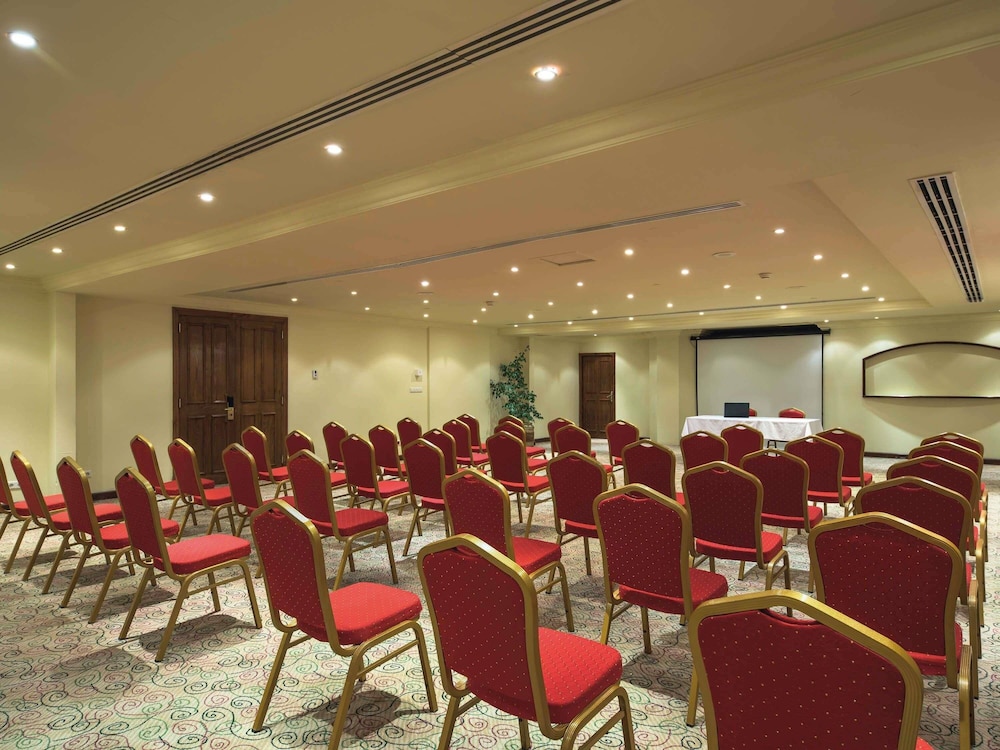 Movenpick Taba 63/76