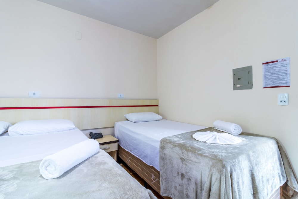 Foz Budget Hotel 25/60