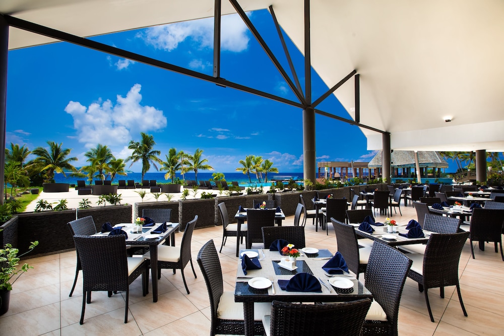 Mana Island Resort 60/78