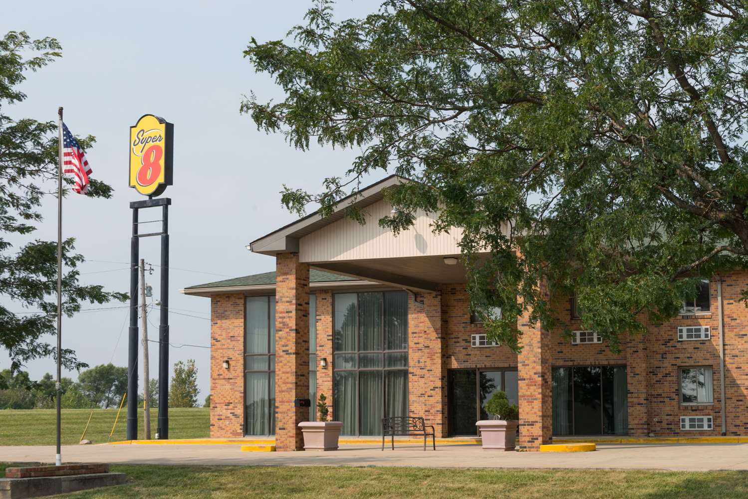 Super 8 By Wyndham Staunton 2/23