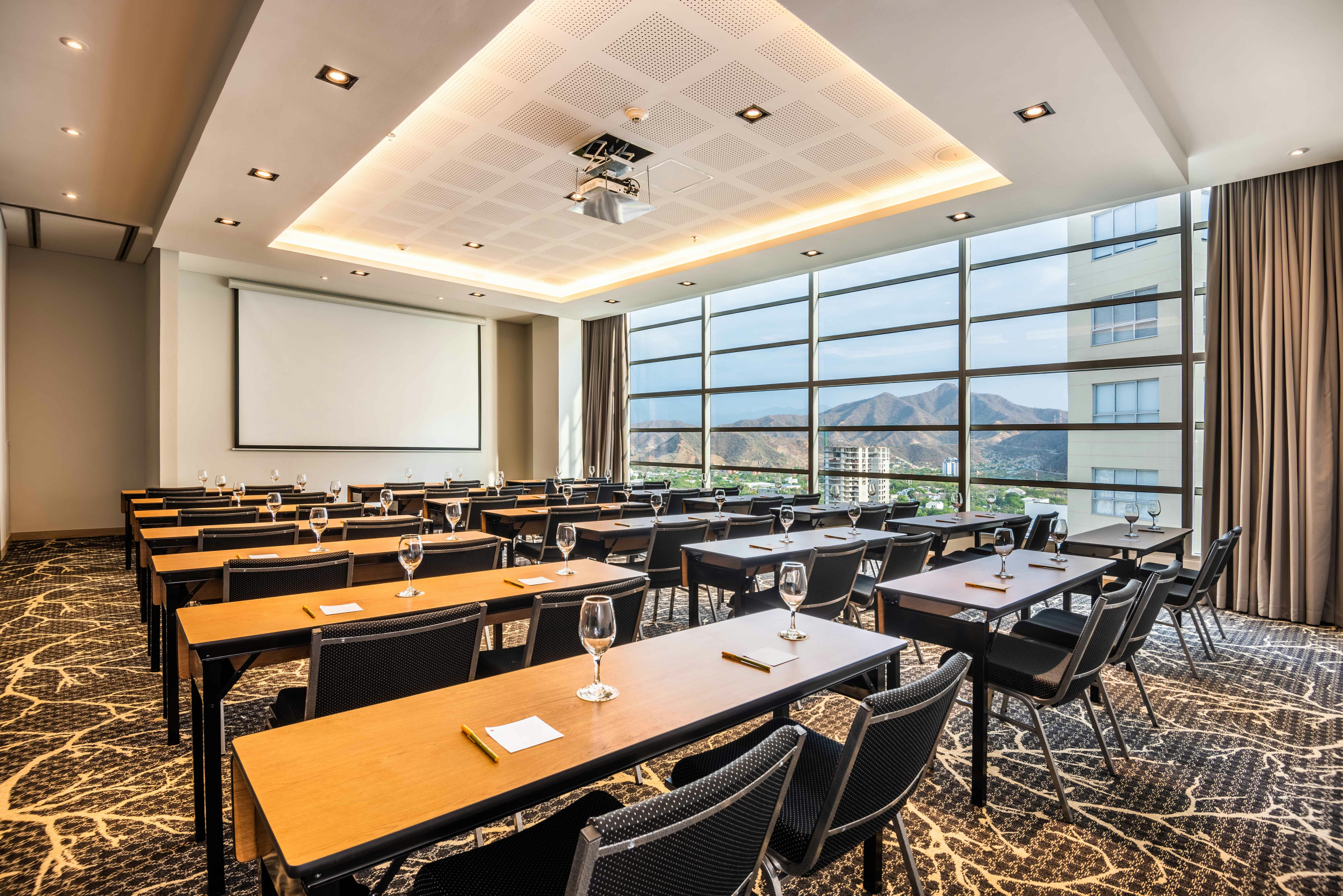 Hilton Garden Inn Santa Marta 59/66