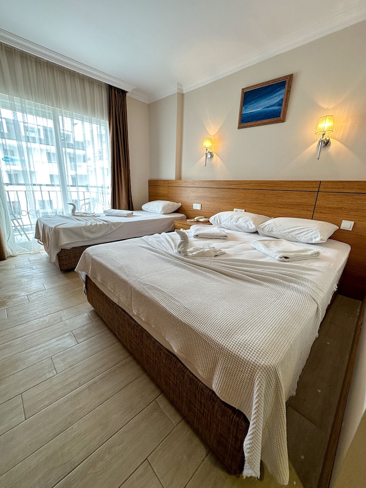 Elit Life Hotel 27/59