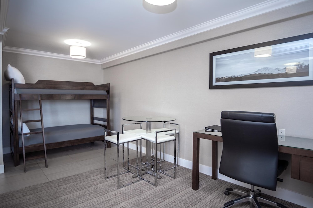 Sandman Hotel & Suites Abbotsford 22/36