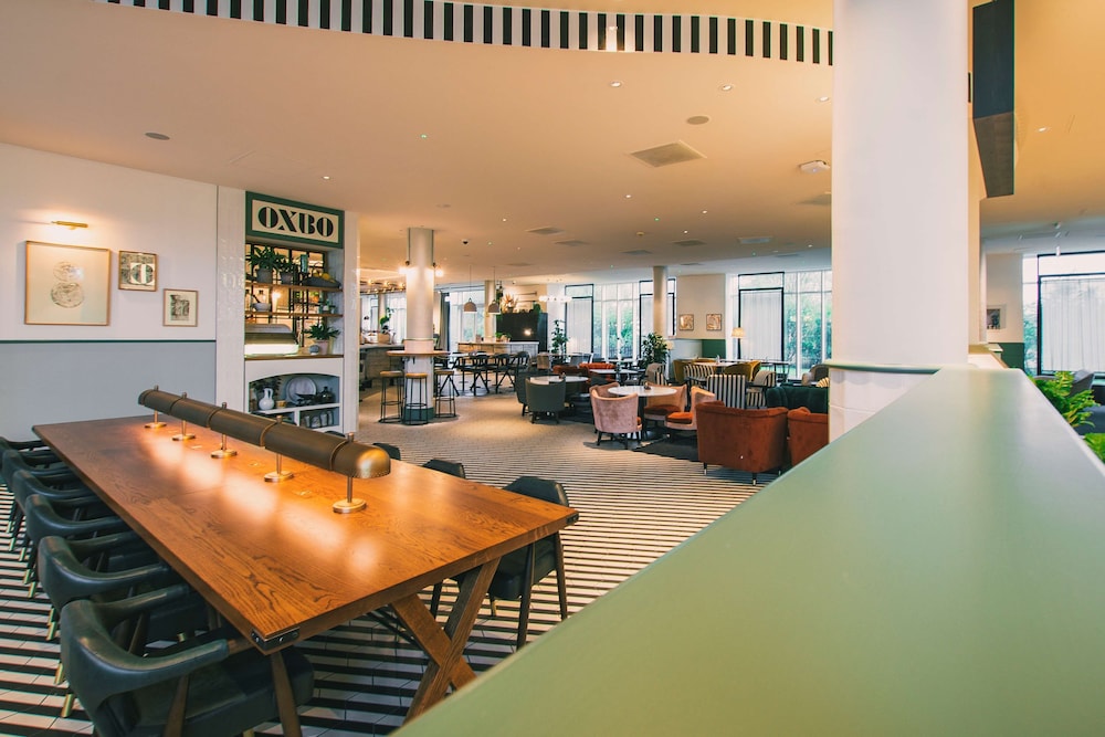 Hilton Reading Hotel 38/55