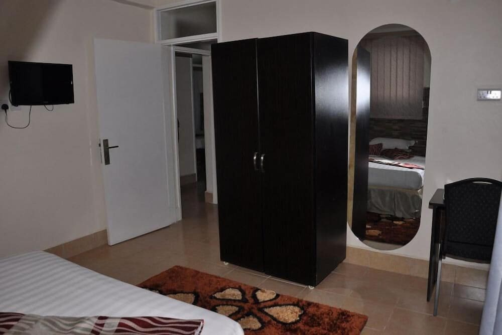Latitude 1 Serviced Suites 11/26