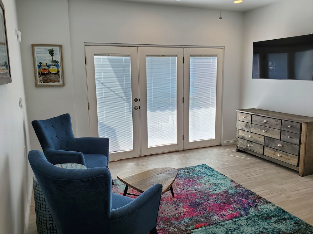 Sea Horse Resort 50/75