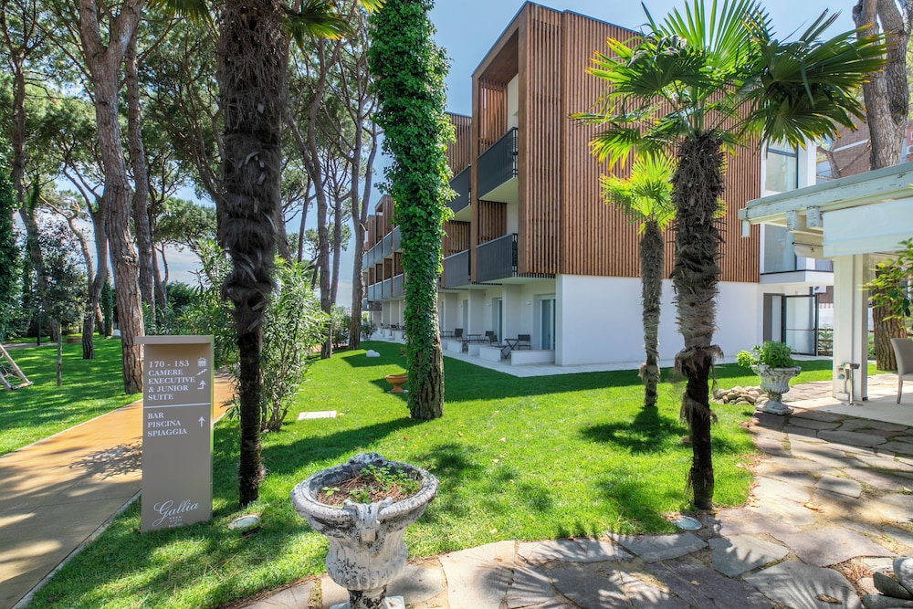 Hotel Gallia 34/41