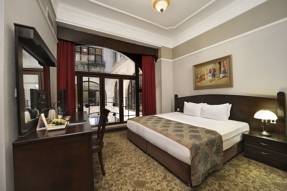 Legacy Ottoman Hotel 30/72