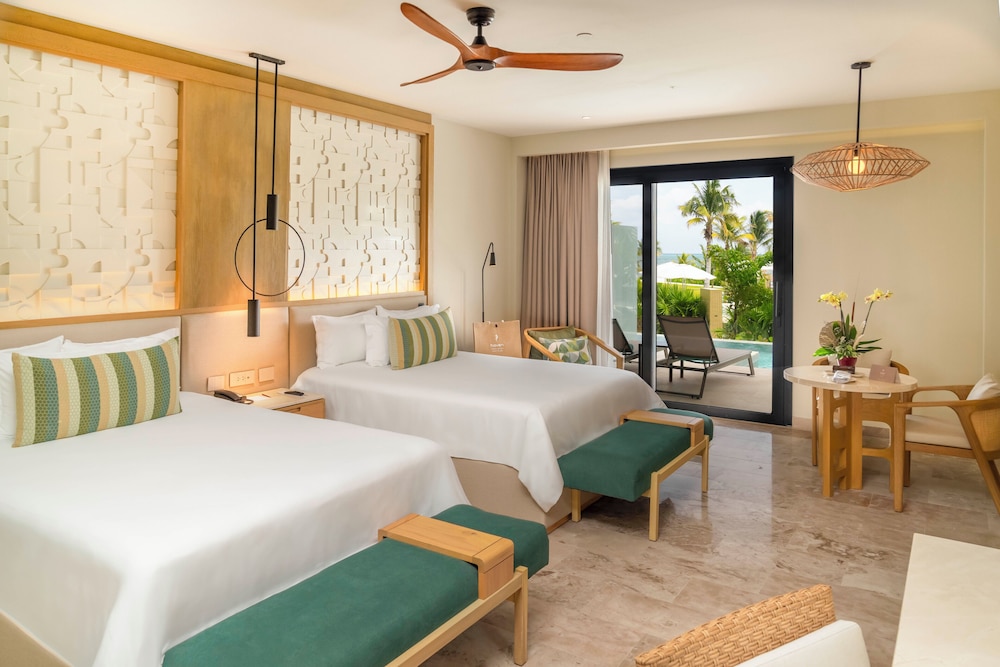Serenity, Swim Out, Club, Junior Suite, 2 Queen Beds, Partial Ocean View، Haven Riviera Cancun Resort & Spa All Inclusive - Adults Only 2/2
