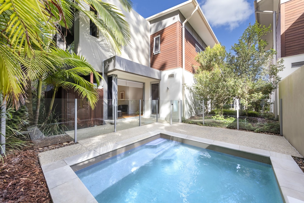 RACV NOOSA RESORT 71/74