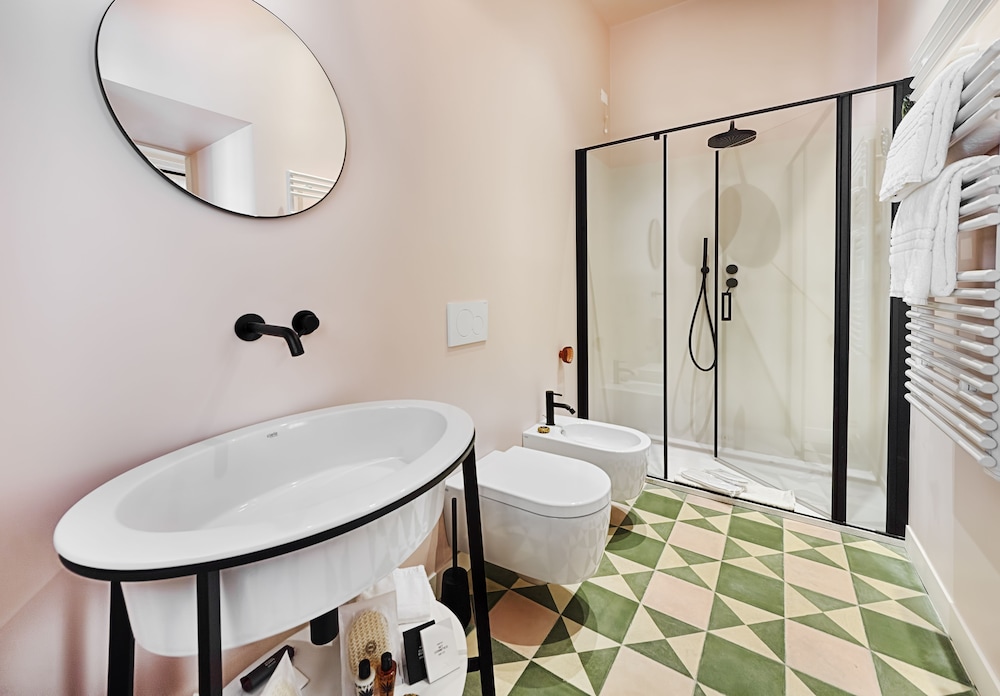 A.D.1768 Boutique Hotel 49/50