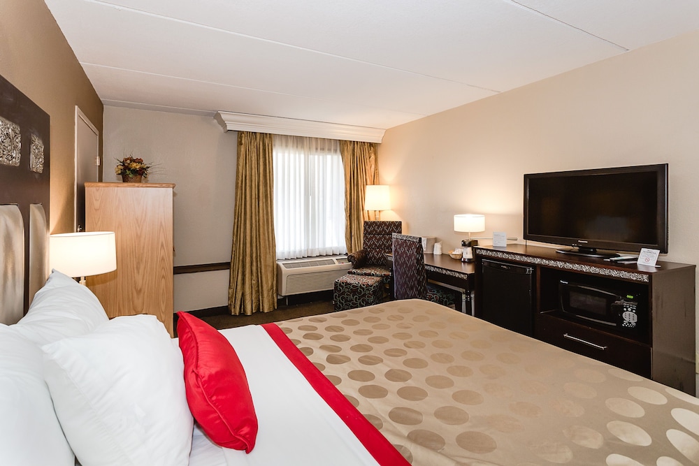 Ramada by Wyndham Plymouth Hotel and Conference Center 20/57