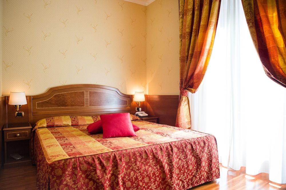 AMADEUS HOTEL ROME 11/50