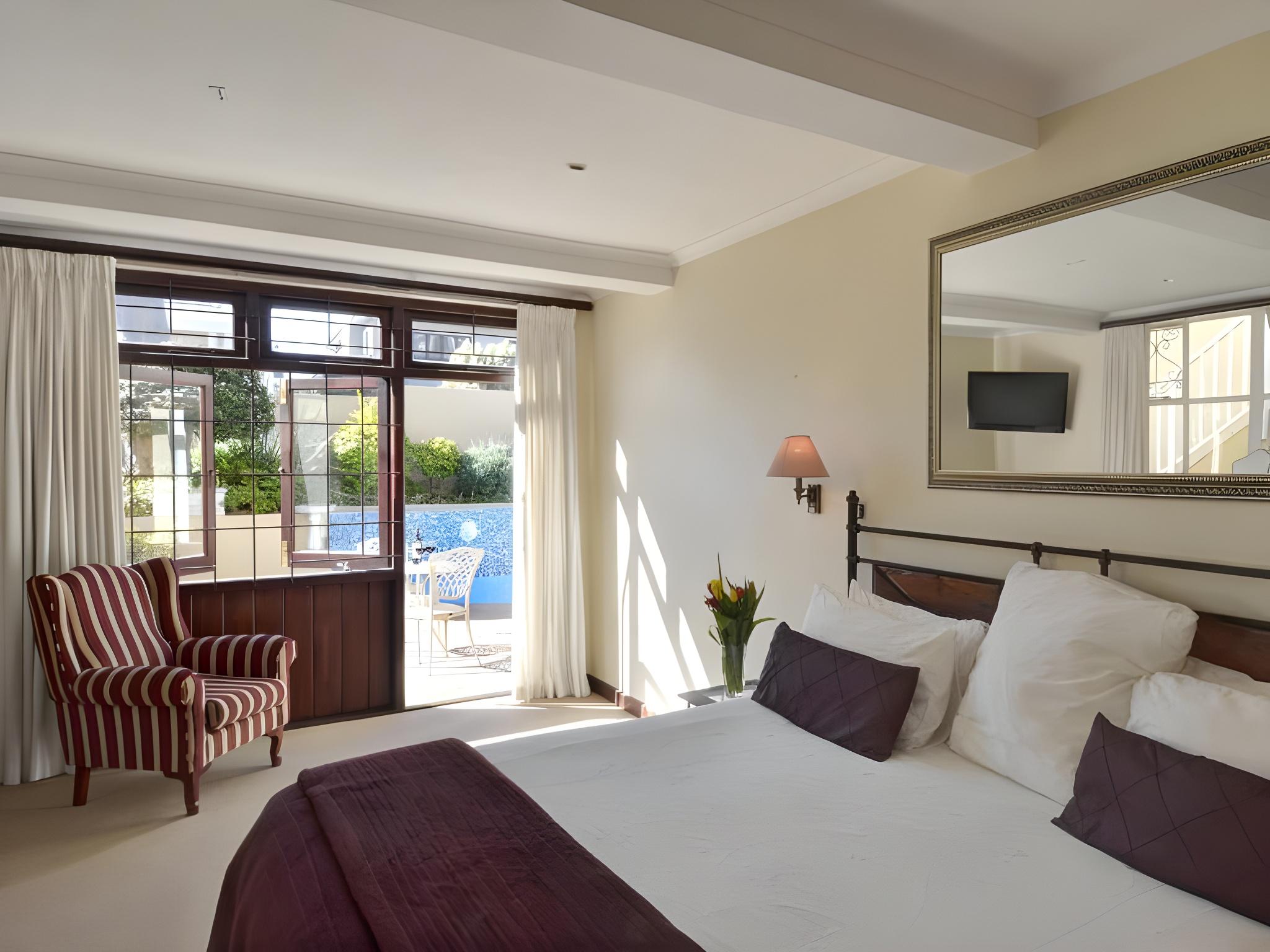 جناح فاخر بسرير كينج، Sundown Manor Guest House 2/2