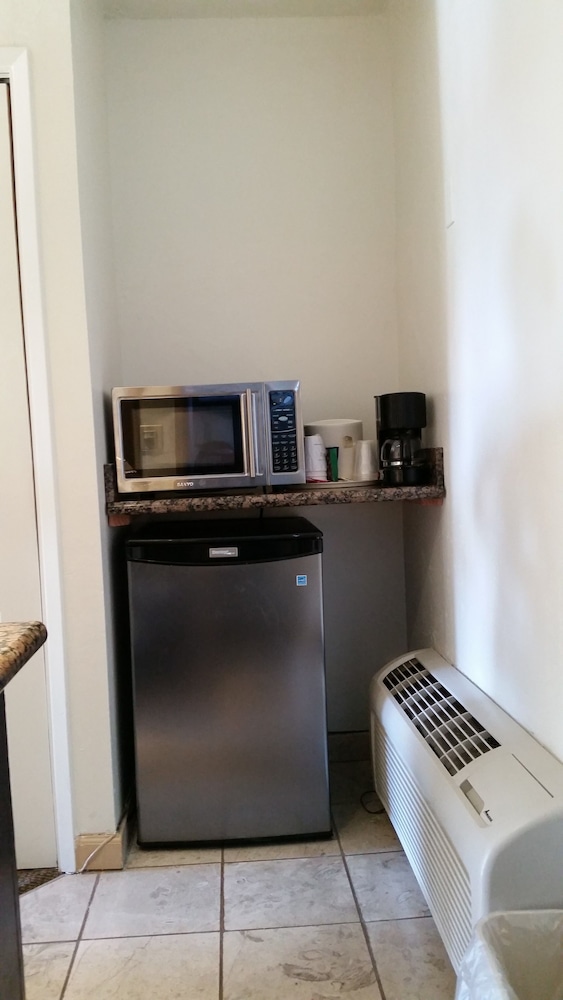 Best Western Inn Merced 24/43