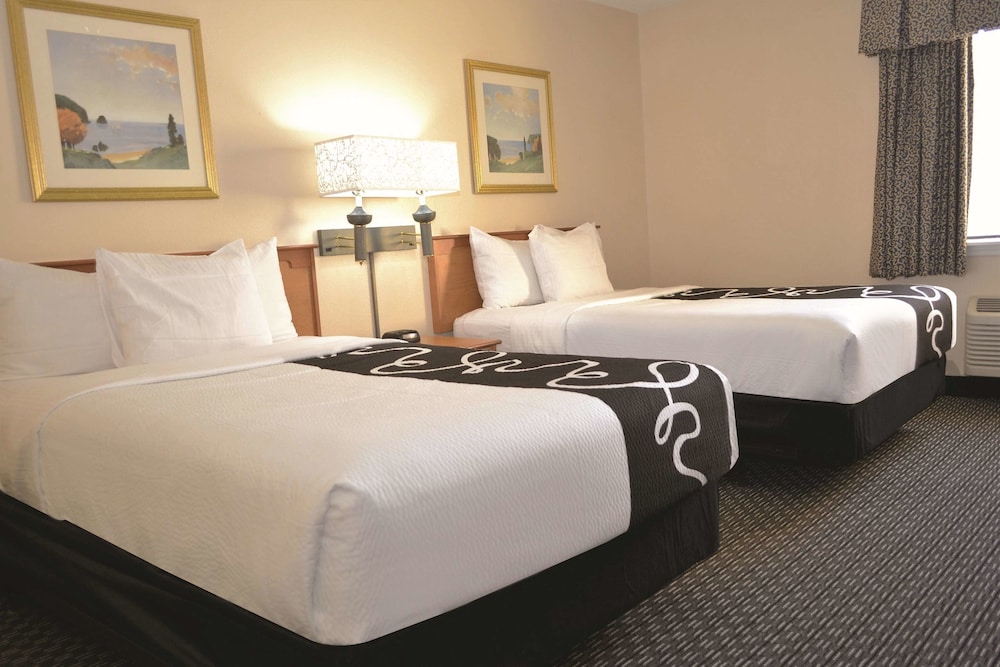 La Quinta Inn & Suites by Wyndham Tampa Fairgrounds - Casino 22/43
