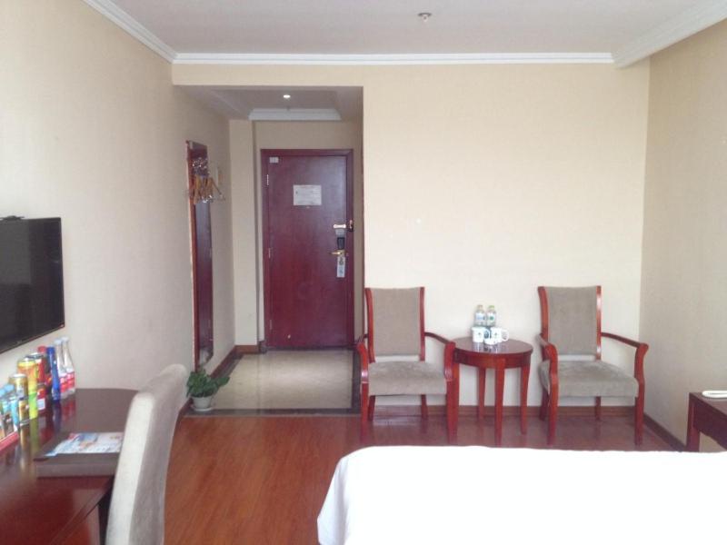 GreenTree Inn Weifang Gaomi Liqun Road Minghao Business Hotel 26/35