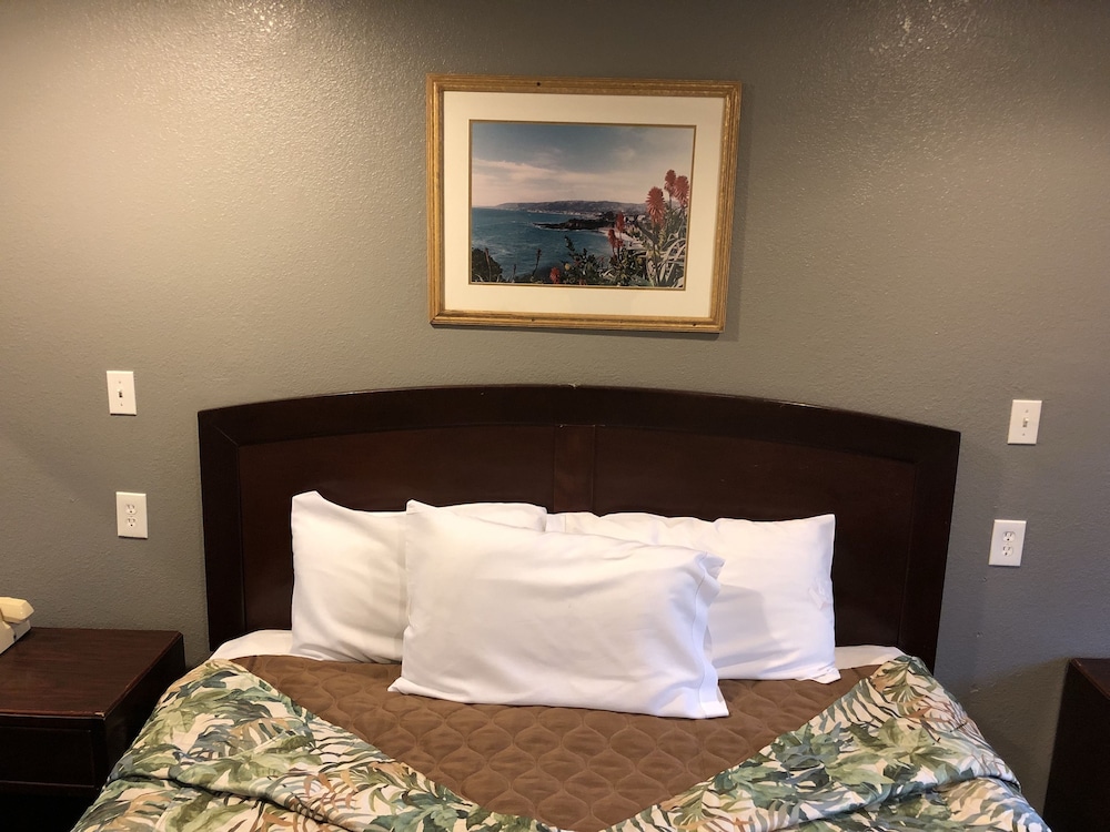 Starlight Inn Valley Blvd 5/29