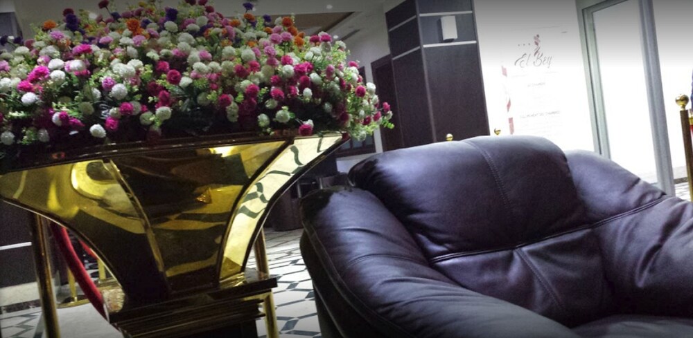 El Bey Hotel 25/50