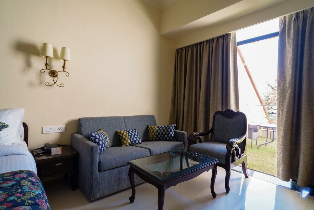 Valley View Beacon Resort, Mahabaleshwar 29/50