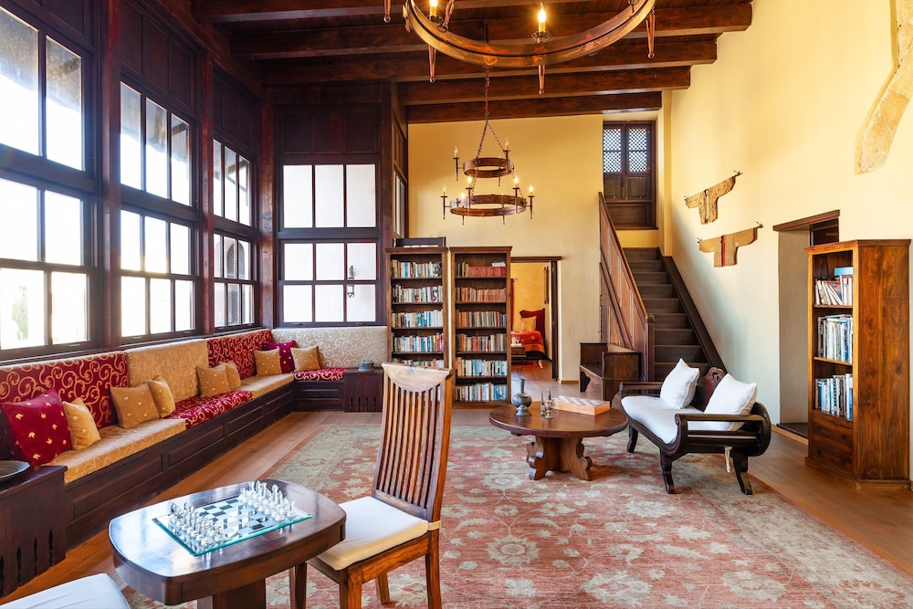 Spirit Of The Knights Boutique Hotel 60/76