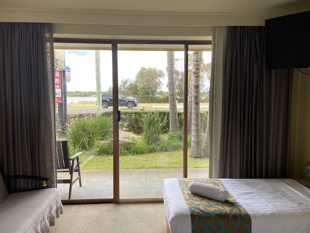 Abel Tasman Waterfront Motel 14/65