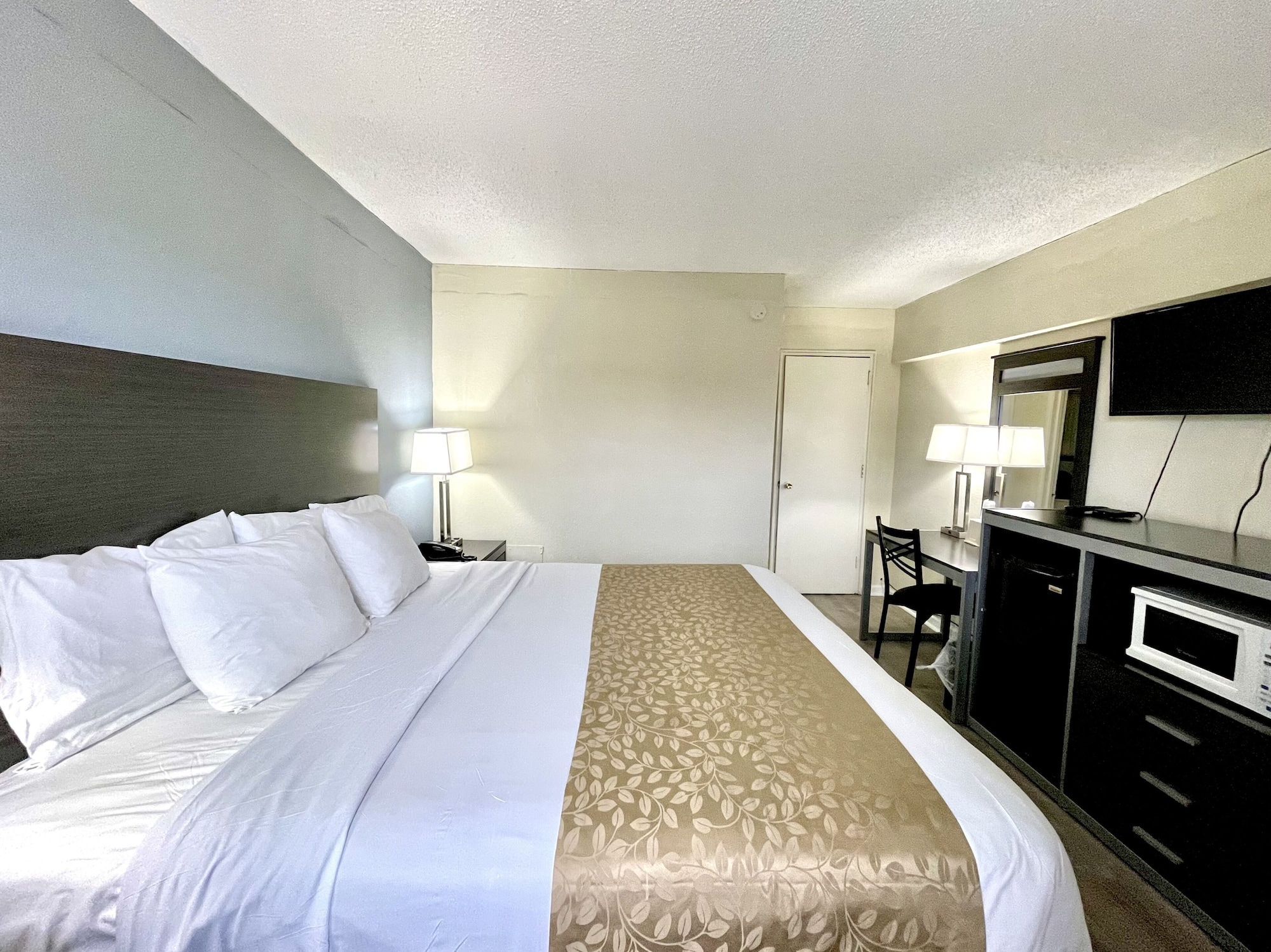 STANDARD, KING BED
