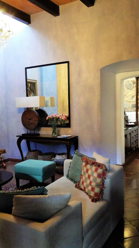 San Rafael Hotel 26/50