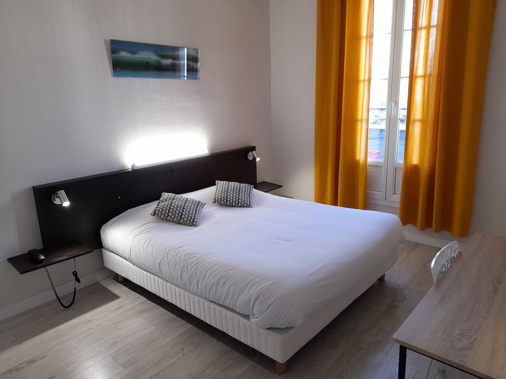 Sorti P Tit Dej Hotel Saintes 24/50