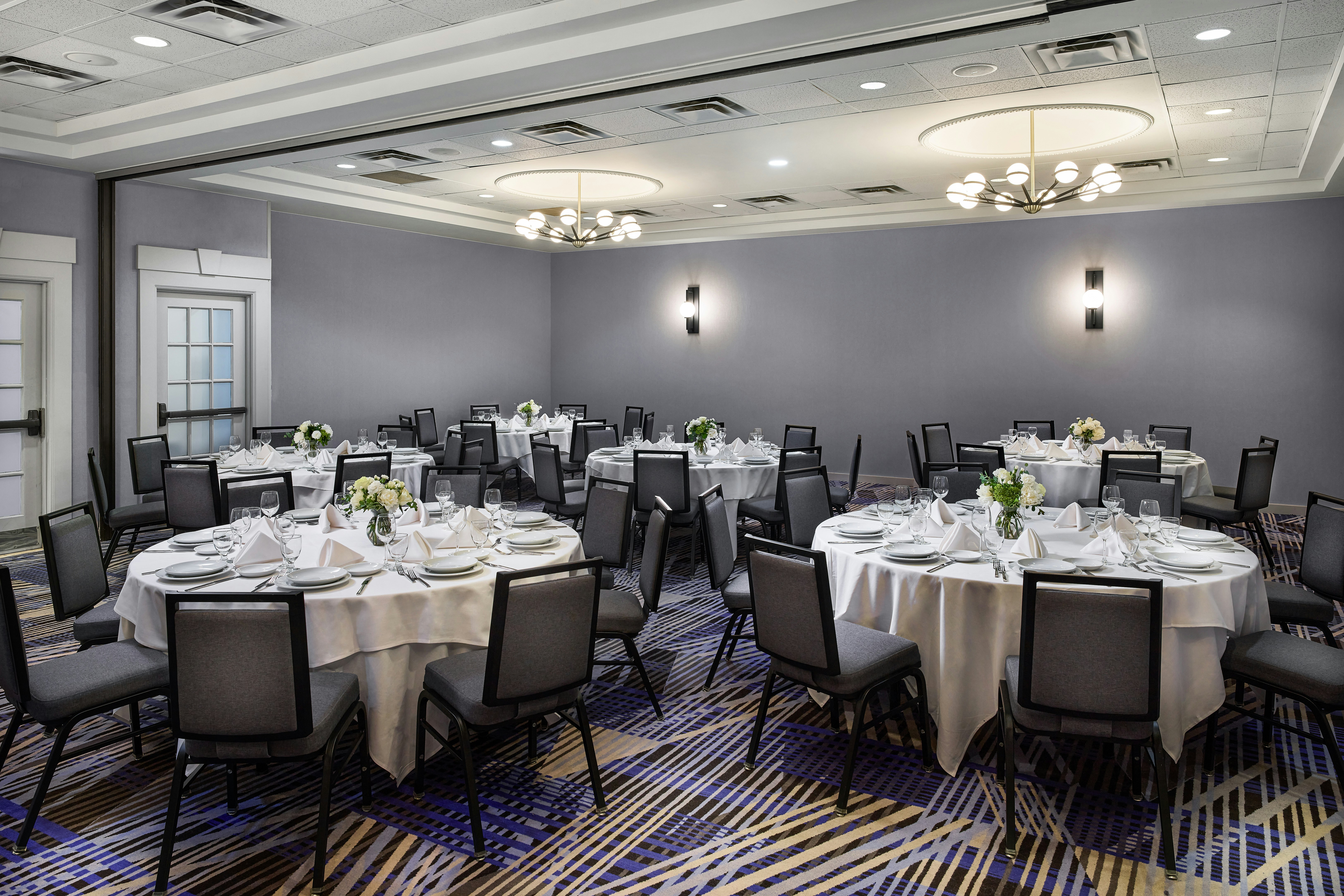 Hilton Kansas City Country Club Plaza 44/50