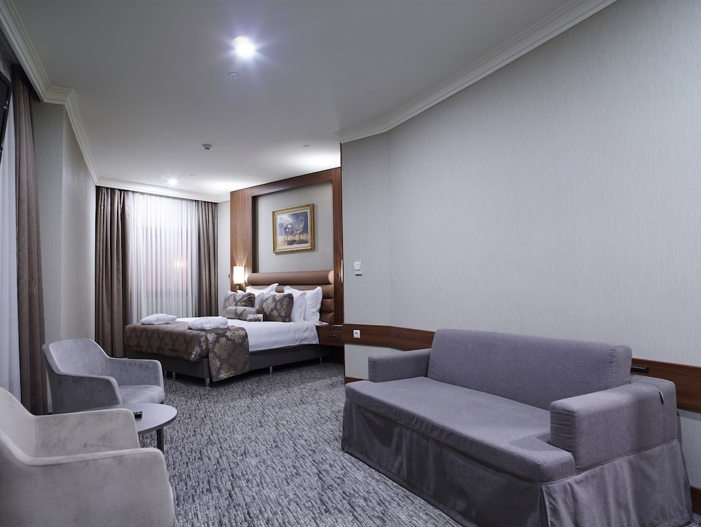 Euro Park Hotel 45/71