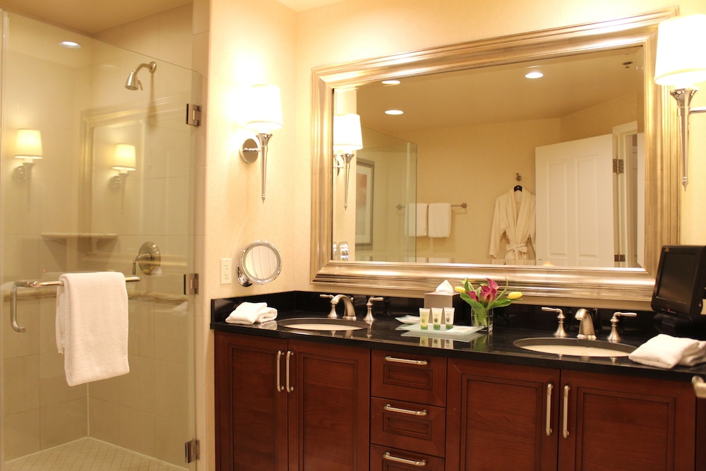 Luxury Suites International At The Signature 18/71