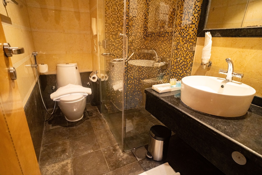 Emaar Grand Hotel 49/49