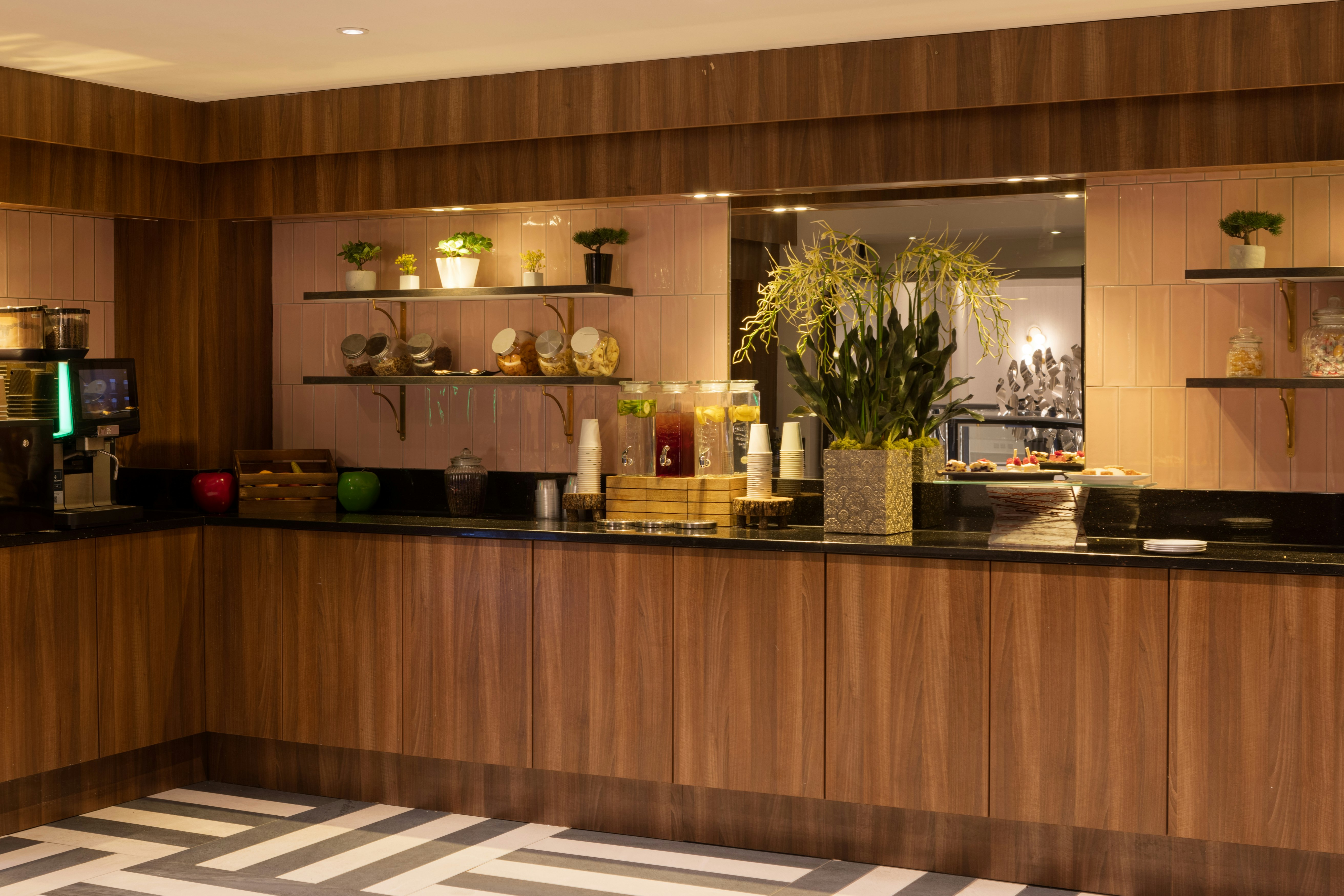 Hilton Glasgow Hotel 14/80