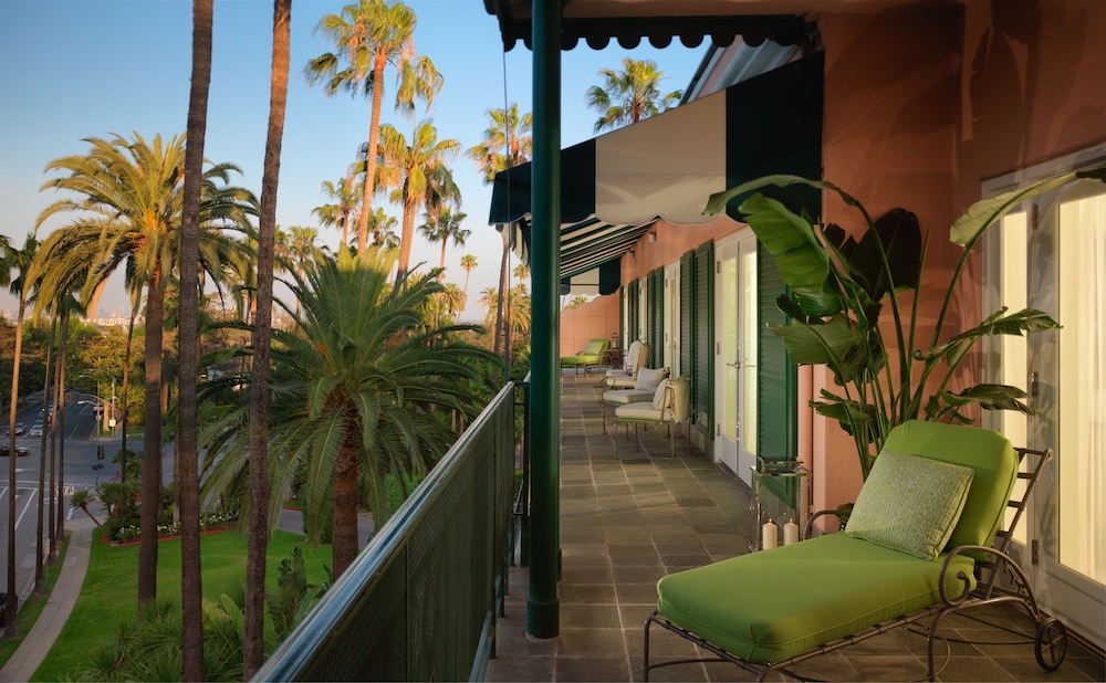 The Beverly Hills Hotel 3/96