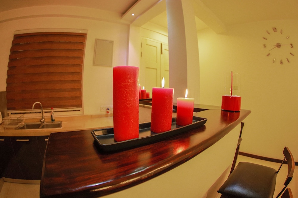 Blue Water Boutique Hotel 45/49