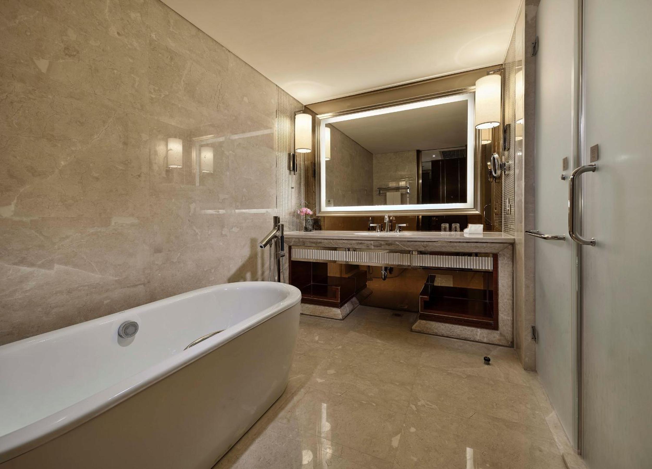 غرفة ديلوكس بسرير كوين، SANDING NEW CENTURY GRAND HOTEL YIWU 7/7