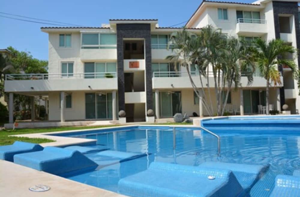 Zenharmony Suites Puerto Vallarta 3/19