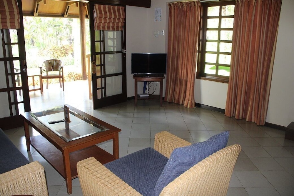 Tanjung Lesung Beach Hotel 24/50