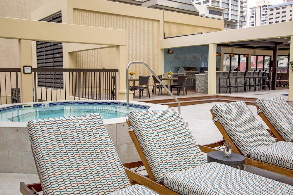 Aston Waikiki Beach Tower 21/59