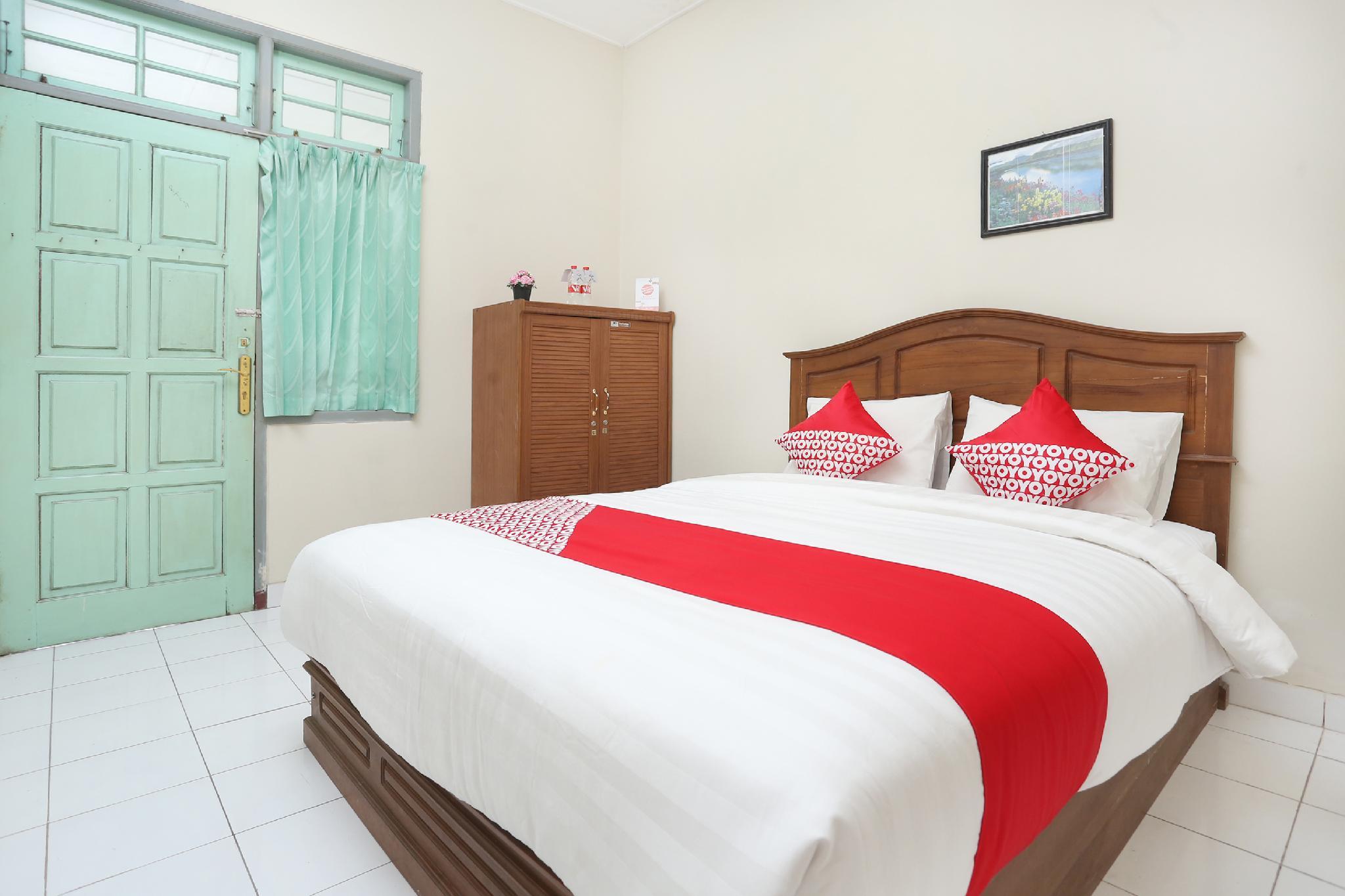 Indonesia, Standard, Twin Beds