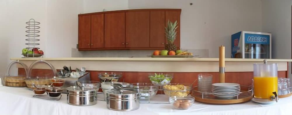 Plaka Hotel I 9/62